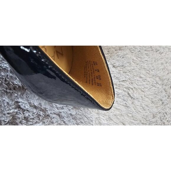 NEW Naturalizer Women's Talissa Mary Janes Pump Navy Patent Heels Shoes 8 Narrow - Picture 4 of 6